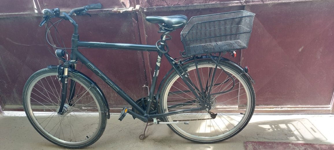 Vând bicicleta BOCAS TRK400