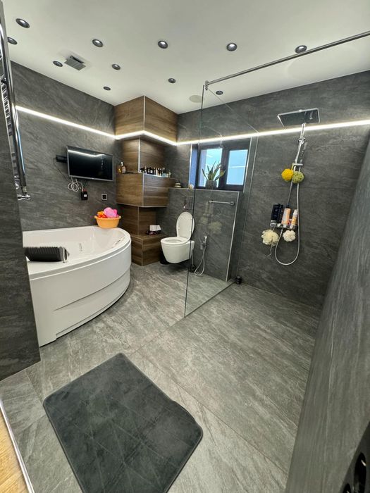 Дава се под наем Четиристаен апартамент в София, Красна поляна 3 - 220 кв.м за 1450 € - Снимка #7