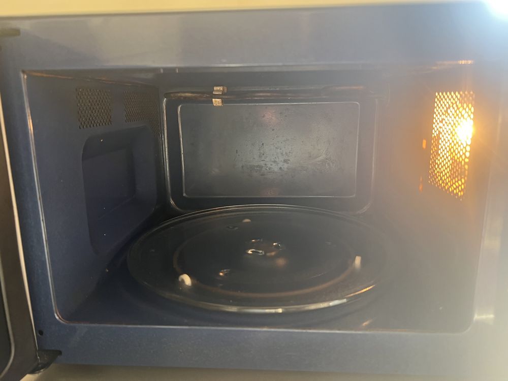 Микровълнова печка с грил SAMSUNG - 1 брой
