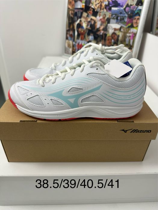 Adidasi Mizuno Indoor ( adidasi sala , sport , nike , adidas )