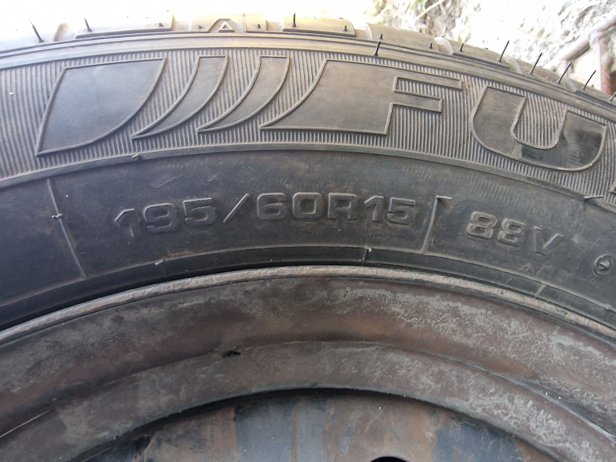 Anvelope 195/60R15 marca Fulda, cu jante, DOT 2023 ,8 mm