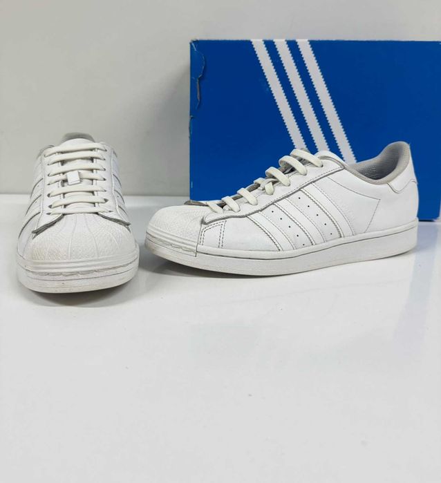 Adidas Superstar