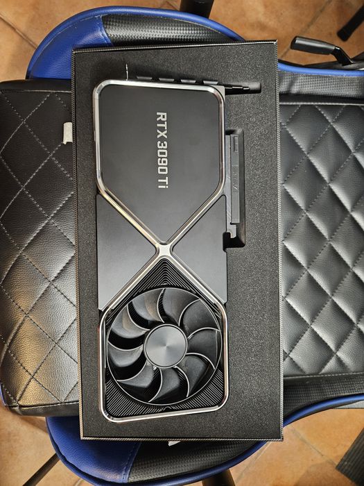 Placa video rtx 3090 TI - Founders edition+ sursa be Quiet 850w