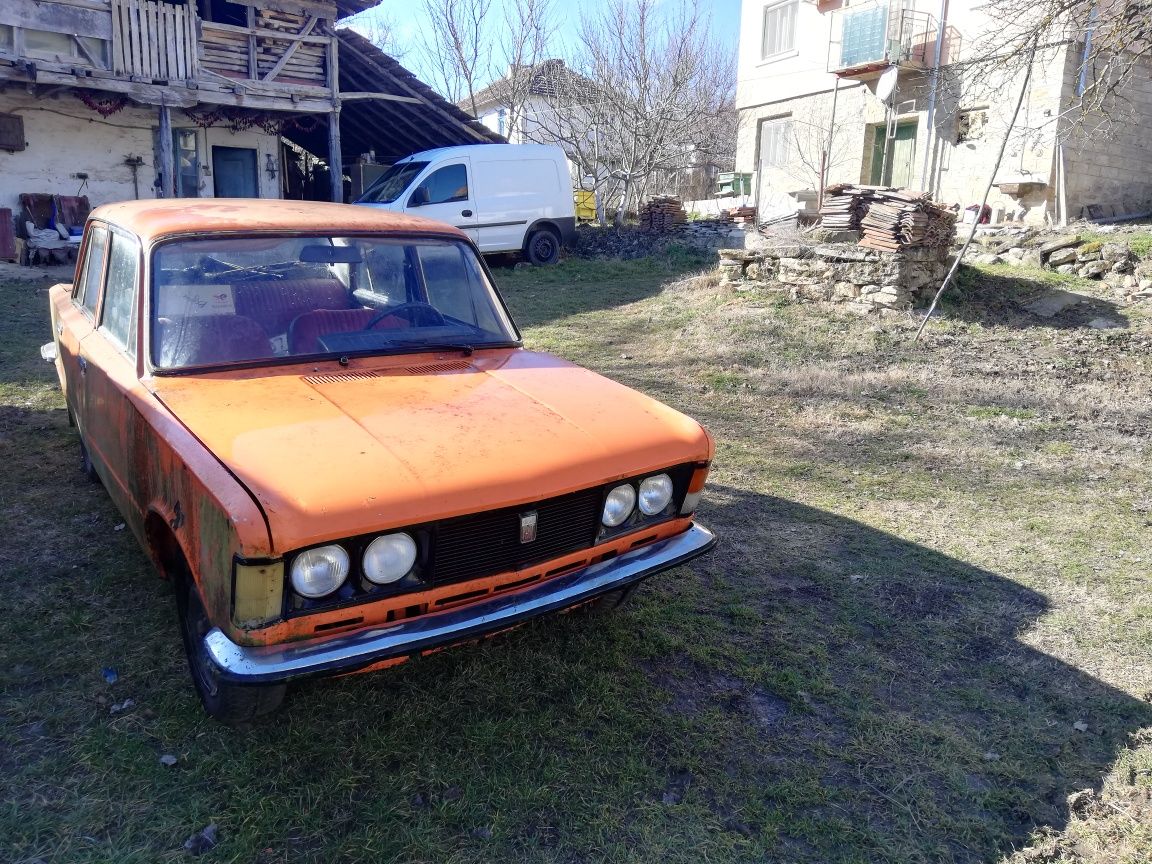 Продавам Фиат 125 P