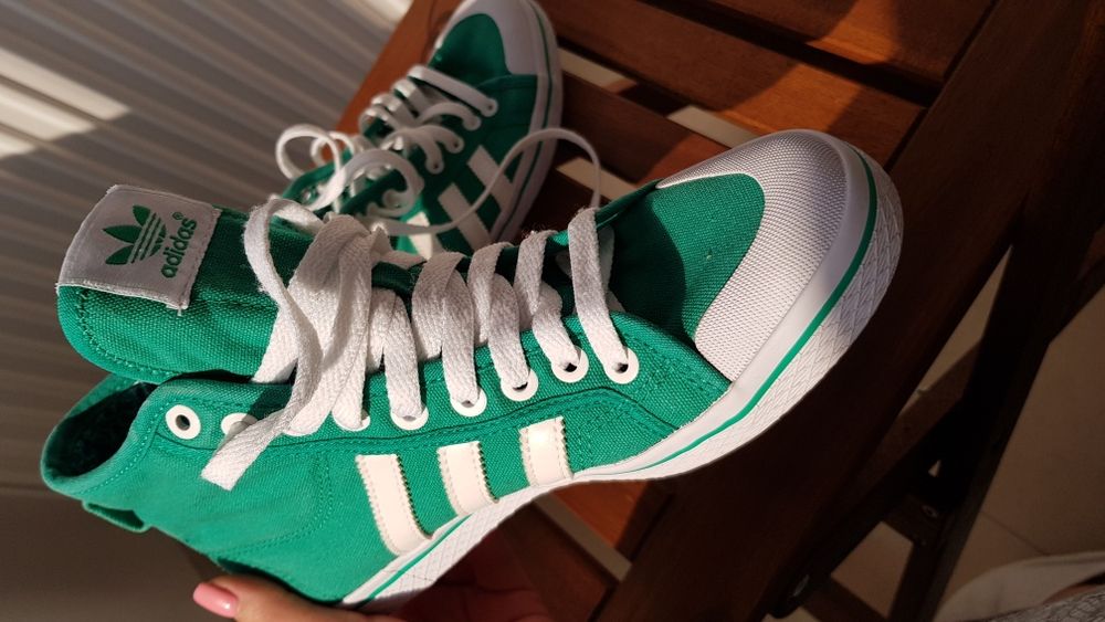 Tenesi Adidas Originali