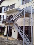 Confectionam scarii metalice zincate exterioare și pentru incendii , p