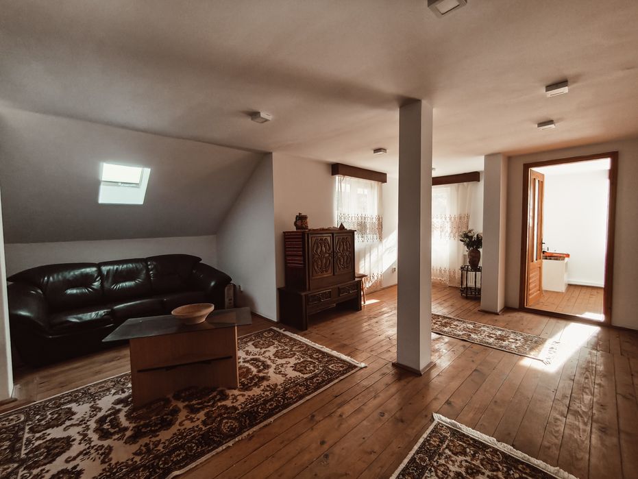 PROPRIETAR Vand casa P+1+M, Crasna, Jud. Gorj
