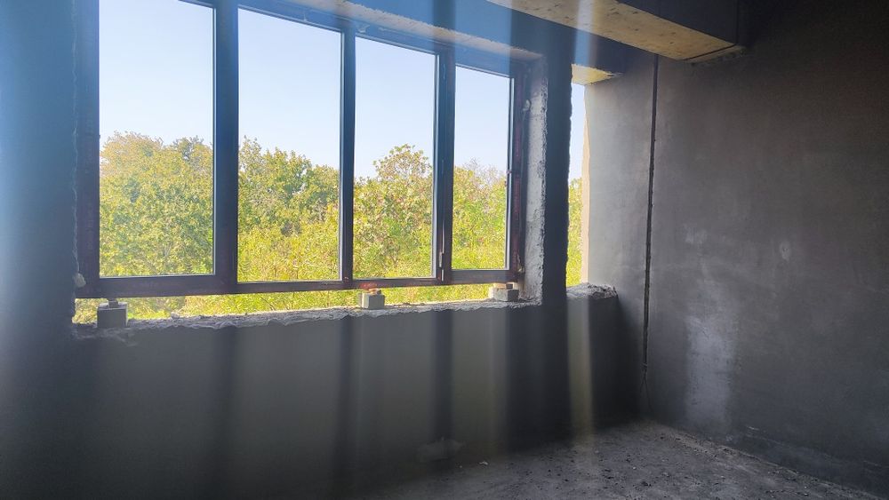 Срочно продам 1 комнатную в новостройке Чиланзар .