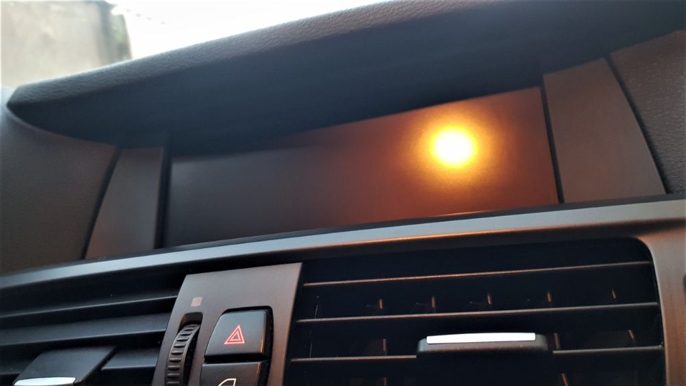 Polish ecran navigatie, ornamente, ceasuri de bord, ochelari soare