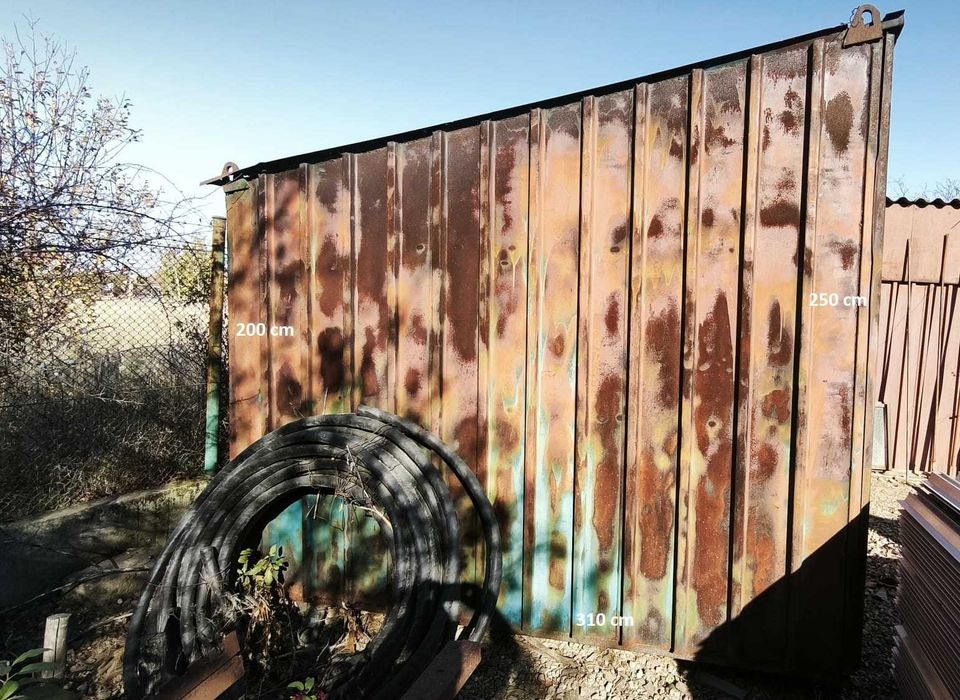 Baraca Meatalica compartimentata