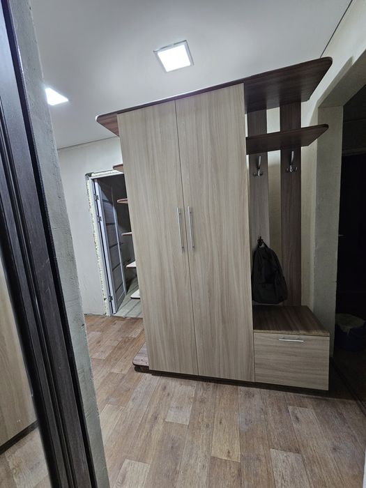 Шкаф в прихожую ...