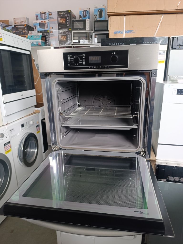 Фурна за вграждане Miele H5140B