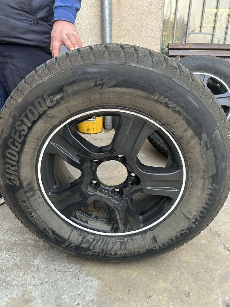 Зимни гуми Bridgestone DM-V3 с джанти за Тойота Тундра, Секвоя, 200…
