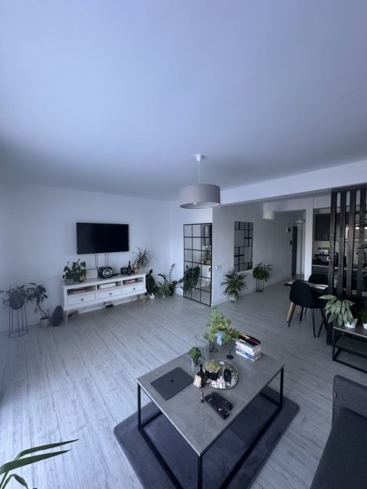 Apartament zona Vivo mobilat