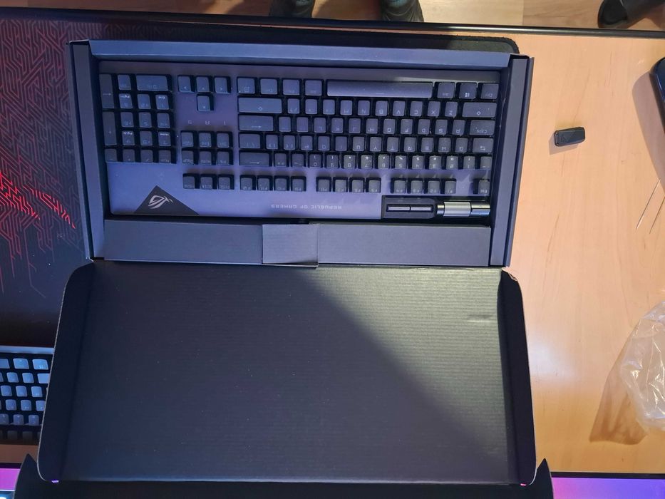 Tastatura gaming mecanica Strix Flare 2, ROG
