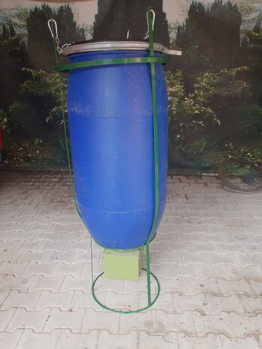 Hranitori automat pentru vanat