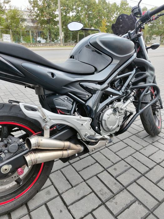 Vând Suzuki Gladius SFV 650-A2 (2015)