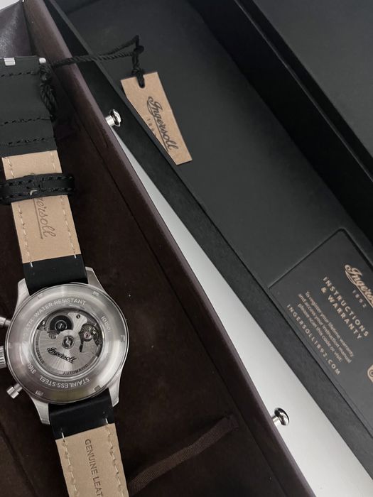 Ingersoll THE BATEMAN I01901 Automat schimb cu  trotineta electrica