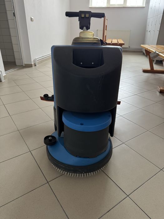 Masina ptr spalat,aspirat pardoseli