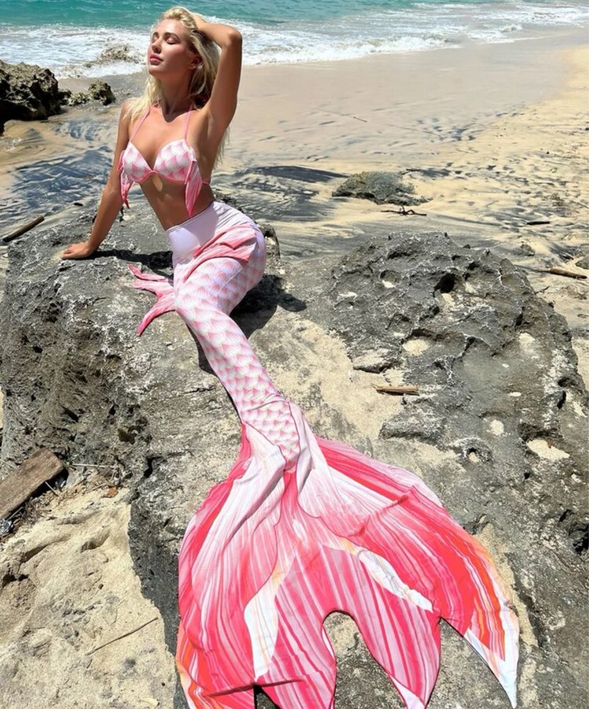 Costum  roz de baie cu coada de sirena S