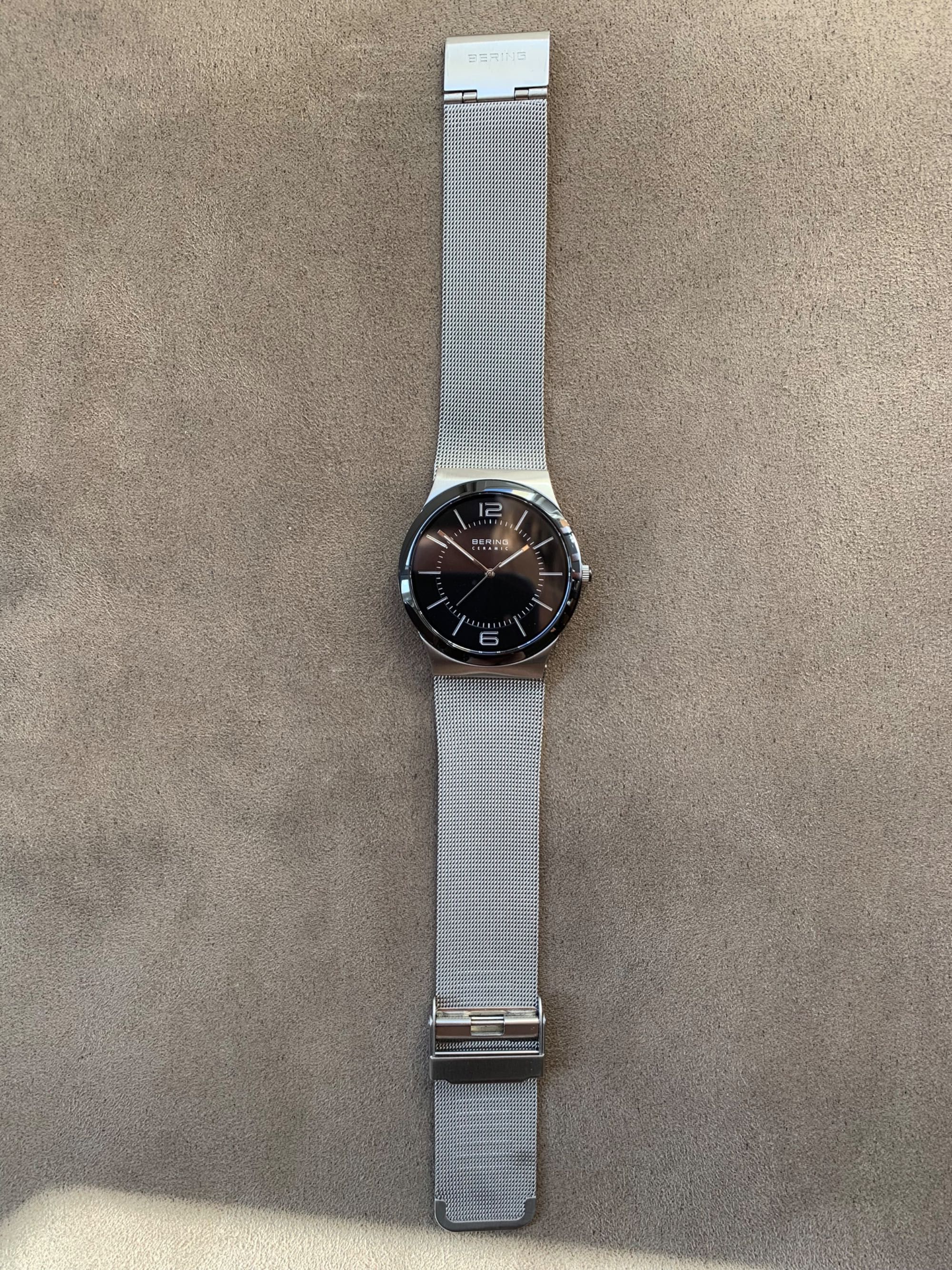 Bering 32239-000 мъжки часовник