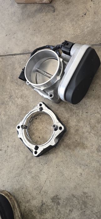 Продавам дросел 80мм от 5.7 хеми / 3.0tfsi upgrade