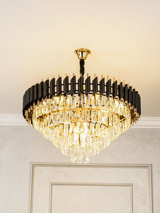 Elektrika ustanovka lustra galagen