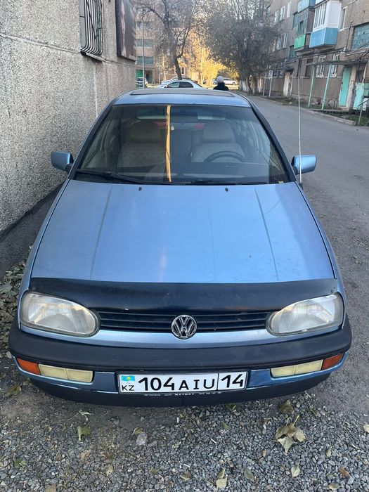 Продам машину Volkswagen Golf 3