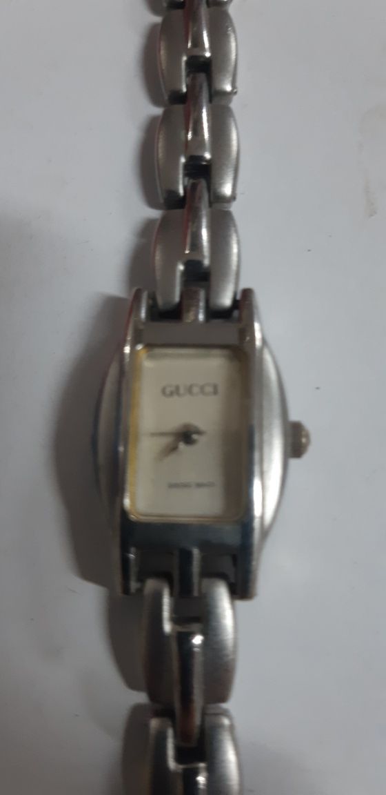 Ceas mecanic vechi Gucci!