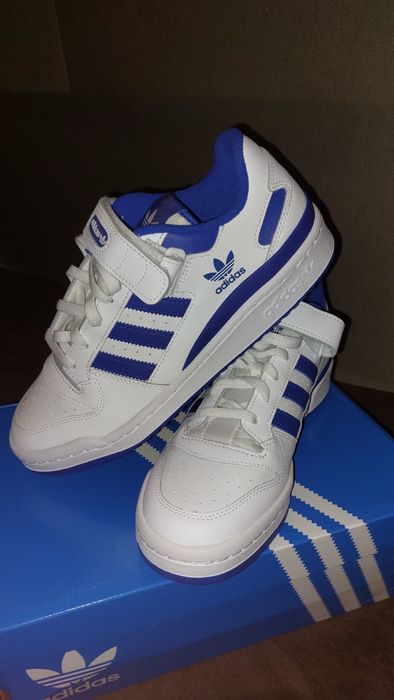 Adidaşi Forum Low originali