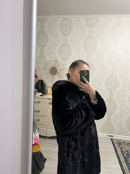 Норковая шуба в хорошем состояние
