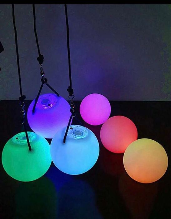 Пой топка за въртене въртене на лед лед лампи Poi Ball въртене на огън