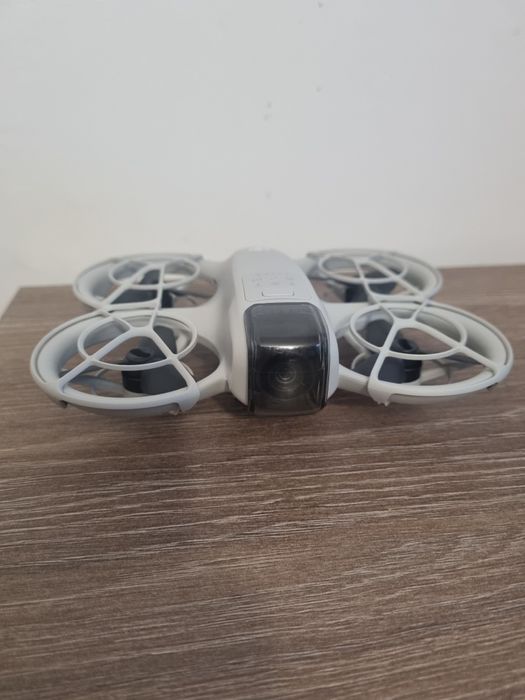 Vand drona DJI NEO + Telecomanda RC-N2