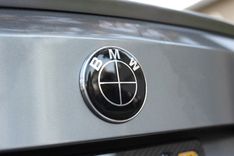 Emblema Logo Capota BMW E39 E46 E53 E60 E61 82mm full Neagra E30 E92