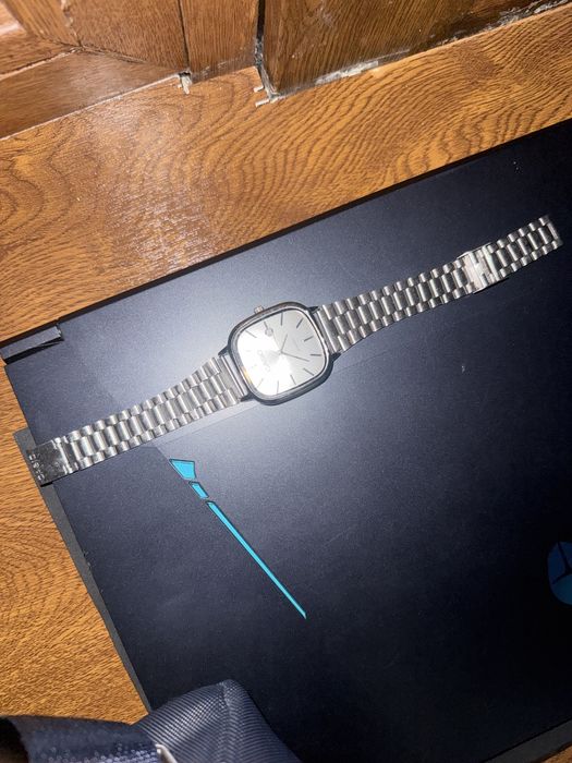 Продаю часы CASIO