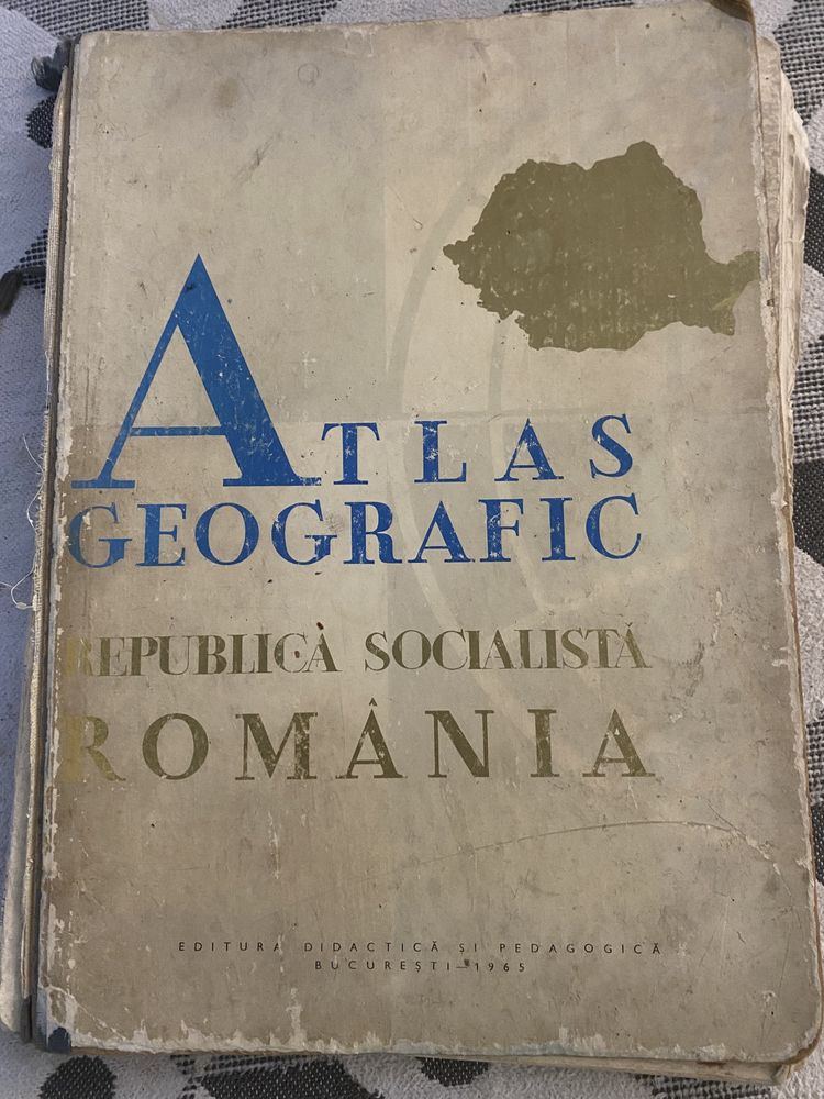 Atlase geografie vechi de colectie anii 1950-1980