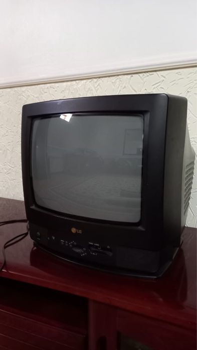 Телевизор.       .