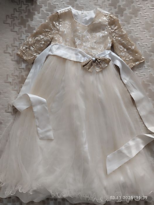 Платье за бананы