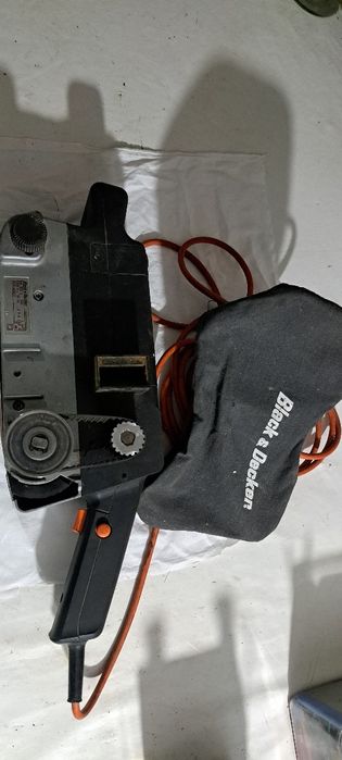 Masina slefuit cu banda Blach&Decker.Made in Germany.