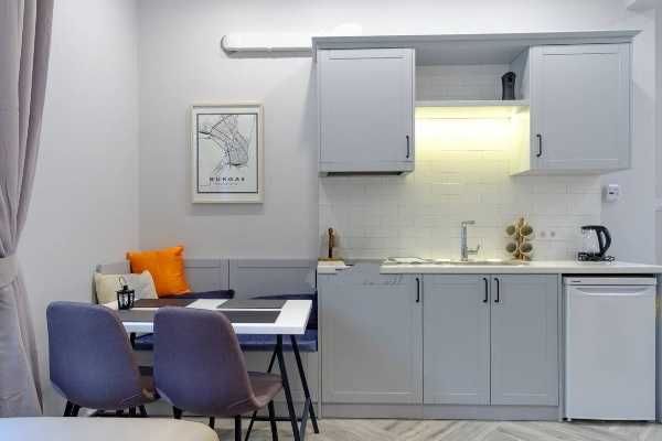 Дава се под наем Едностаен апартамент в Бургас, Център - 43 кв.м за 750 € - Снимка #1