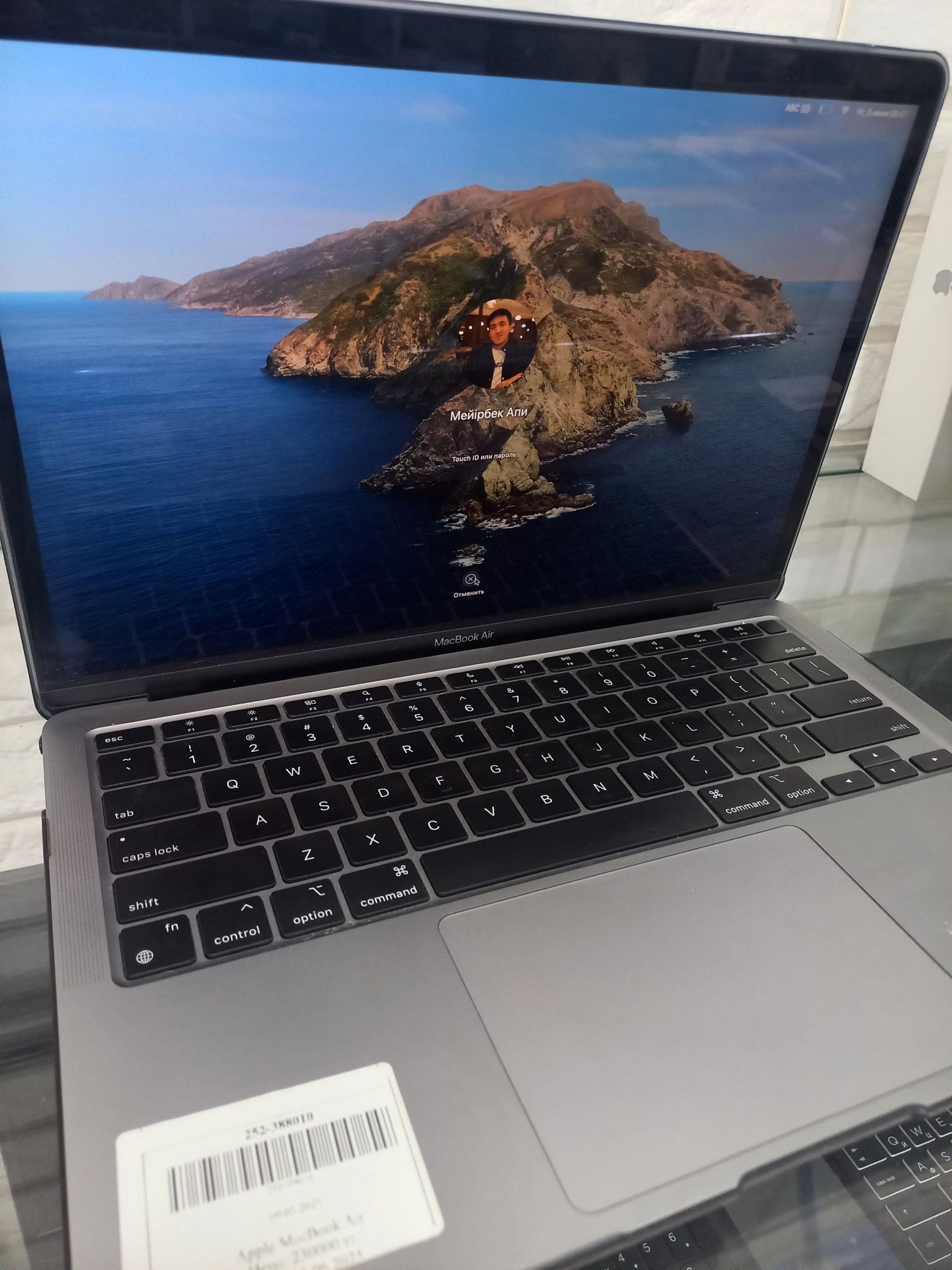 Продаётся macbook air m1 в хорошем состоянии