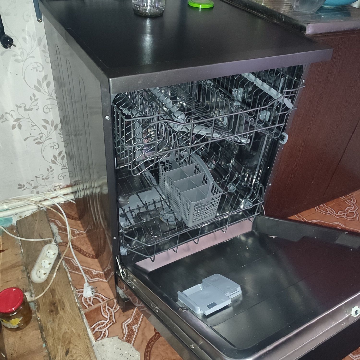 Mașină de spălat vase Heinner