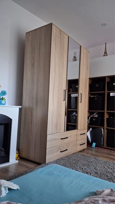 vand dulap ………..