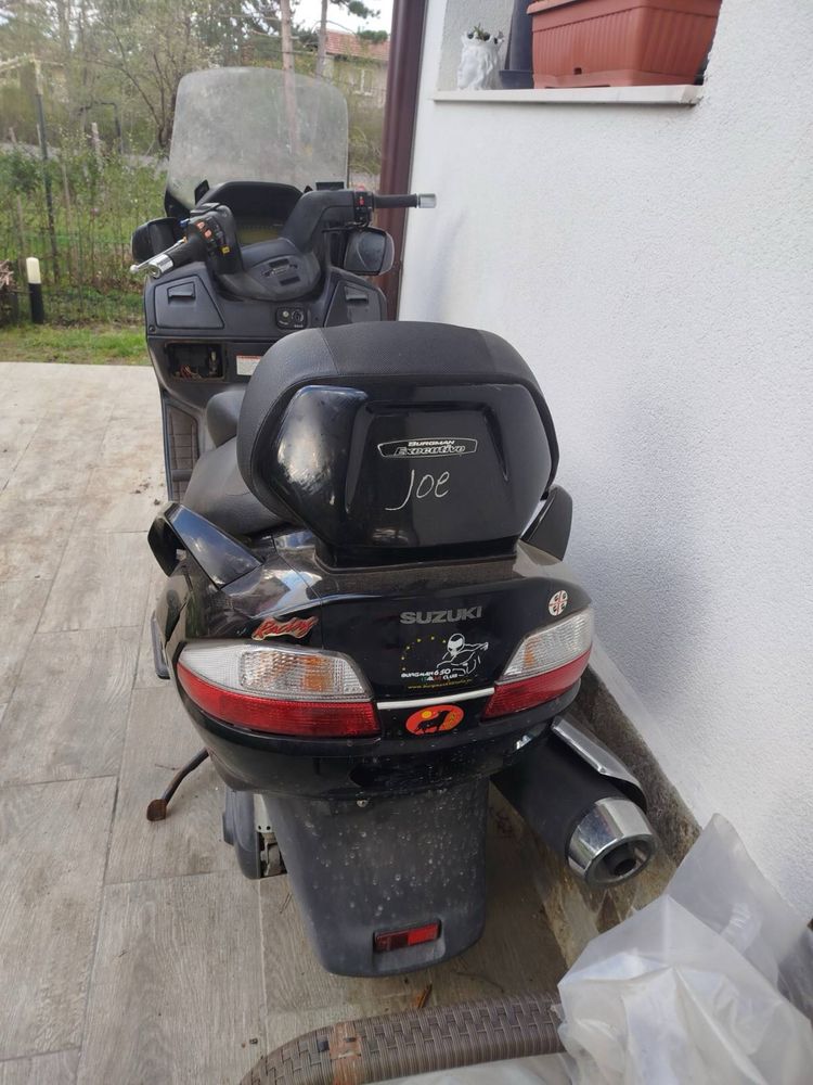 Suzuki Burgman 650 executive