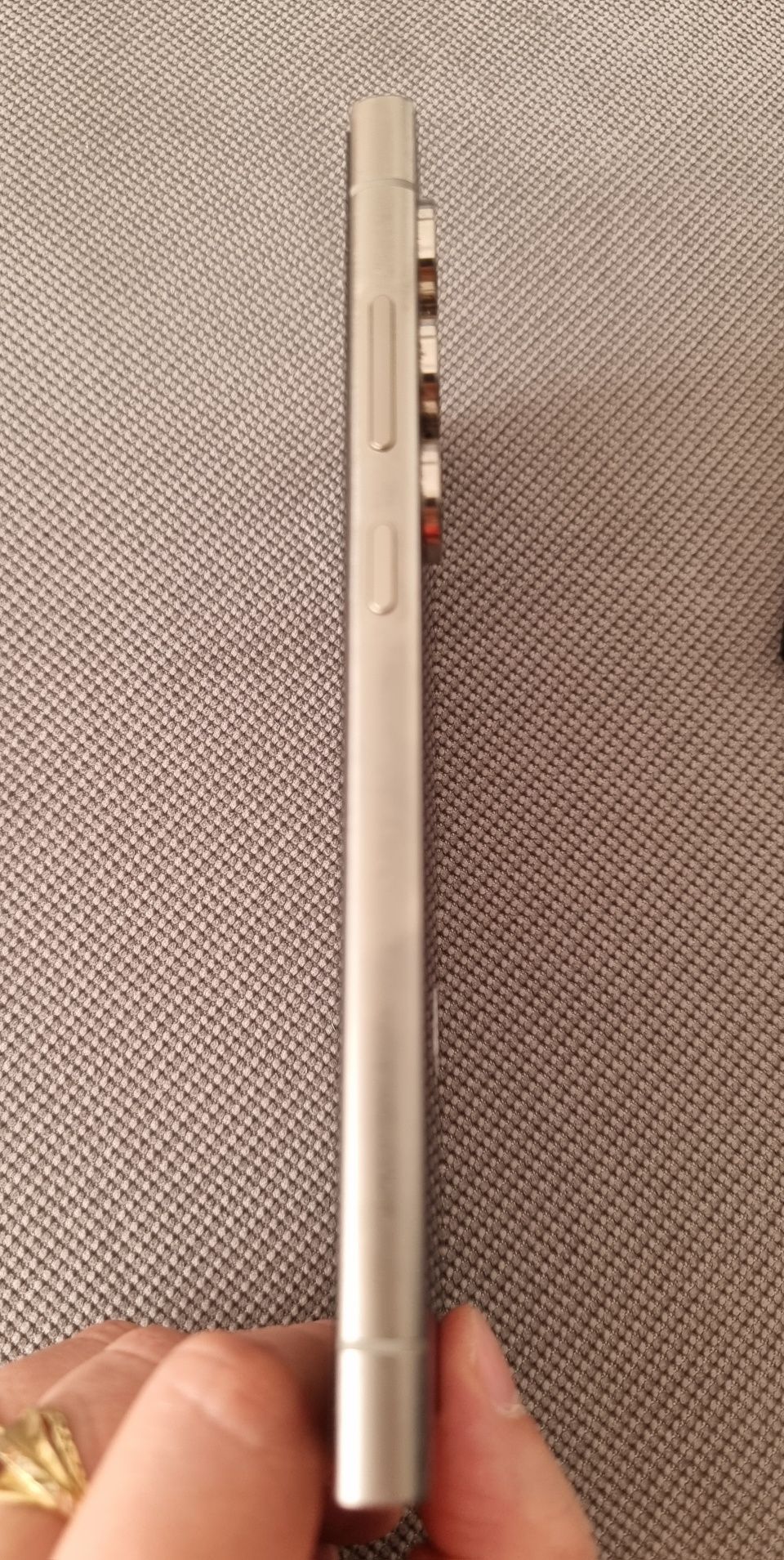 Samsung galaxy s24 ultra с 2години гаранция