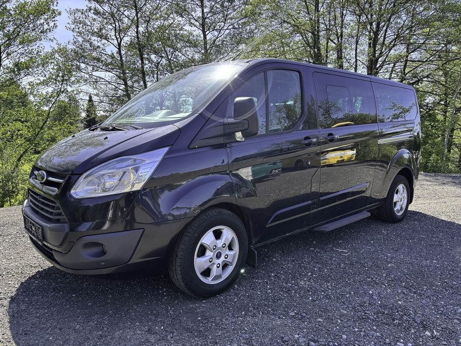 Ford Tourneo Custom 8 locuri TITANIUM
