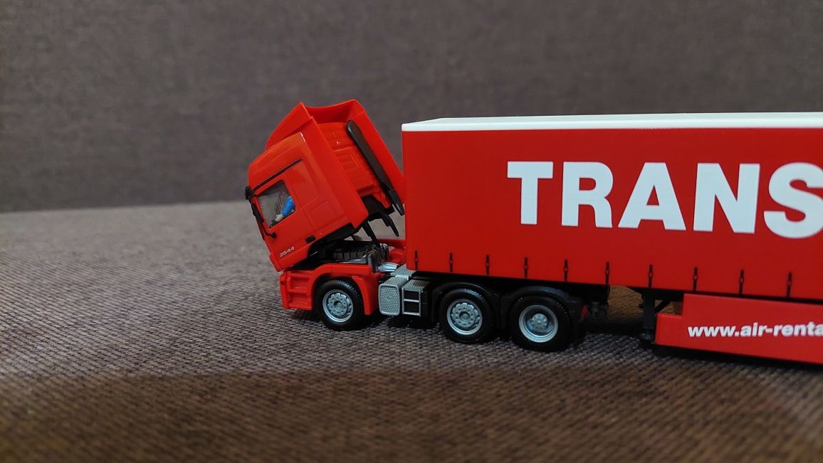 Камиончета Herpa 1:87 Mercedes Actros