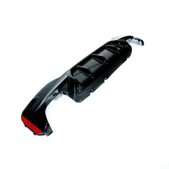 Бмв г30 г38 дифузьор / добавка за задна броня bmw g30 g38