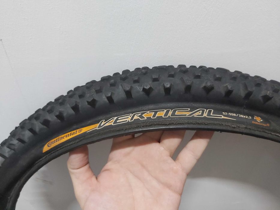 Cauciuc bicicleta Continental Vertical 26" balon 2.30 + bonus o camera