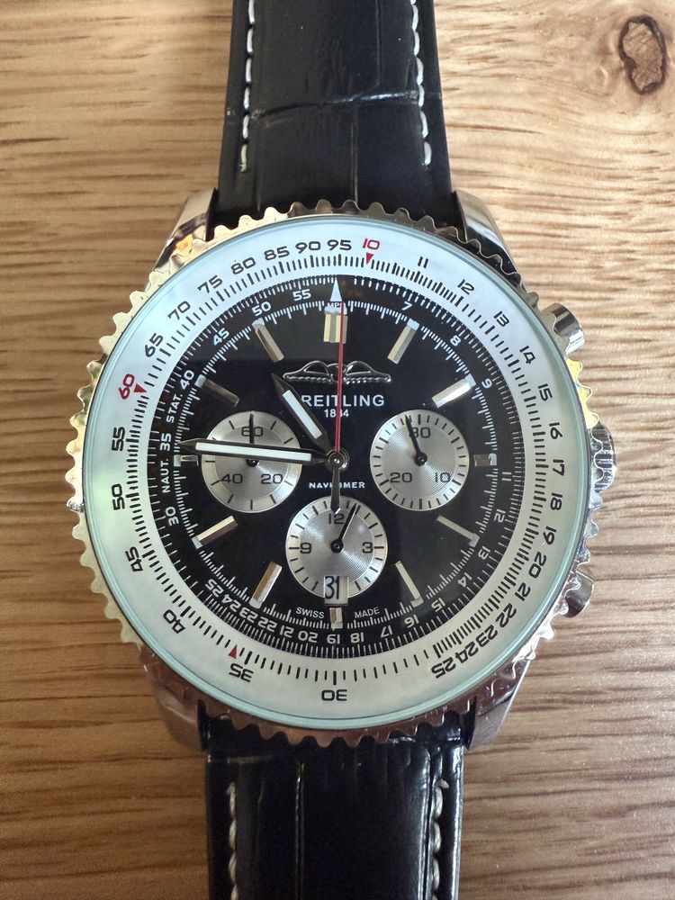 Breitling AAA часовници